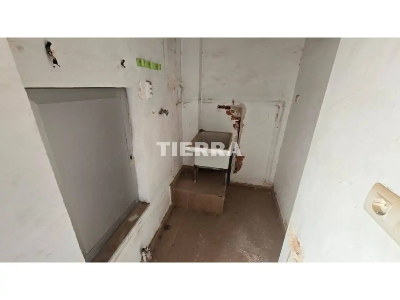 Flat for sale in Yecla  with Balcony