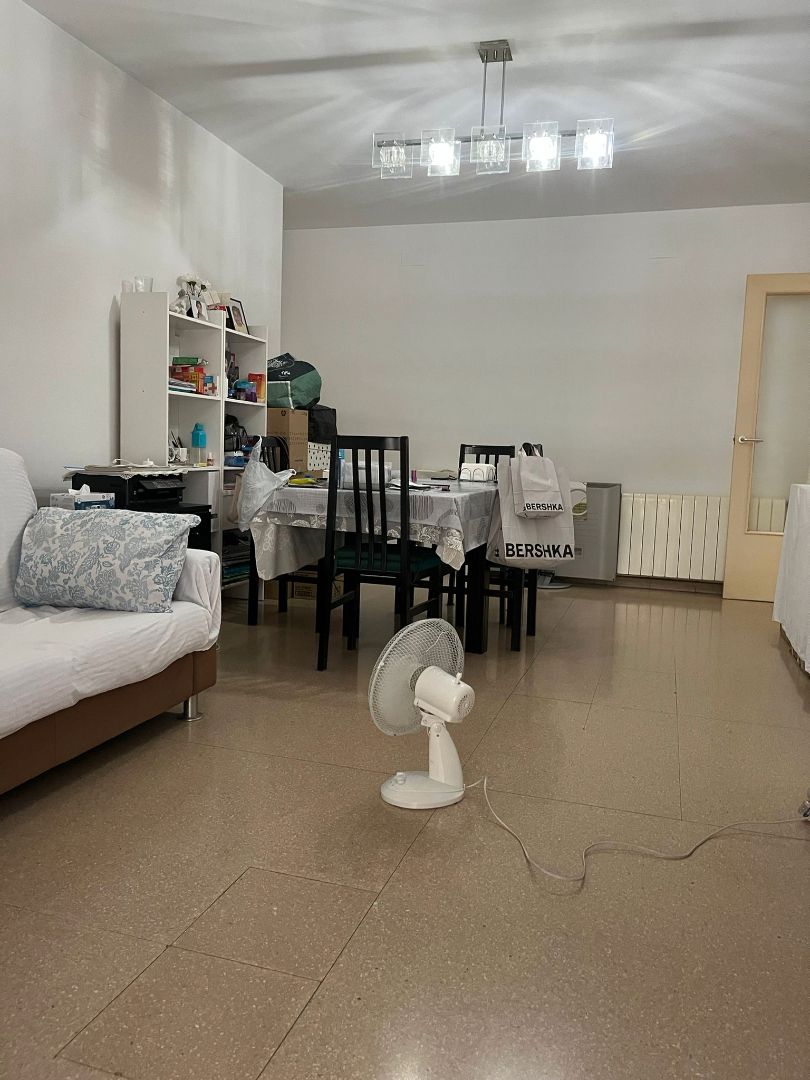 Dining room of Flat for sale in L'Hospitalet de Llobregat  with Air Conditioner, Heating and Balcony