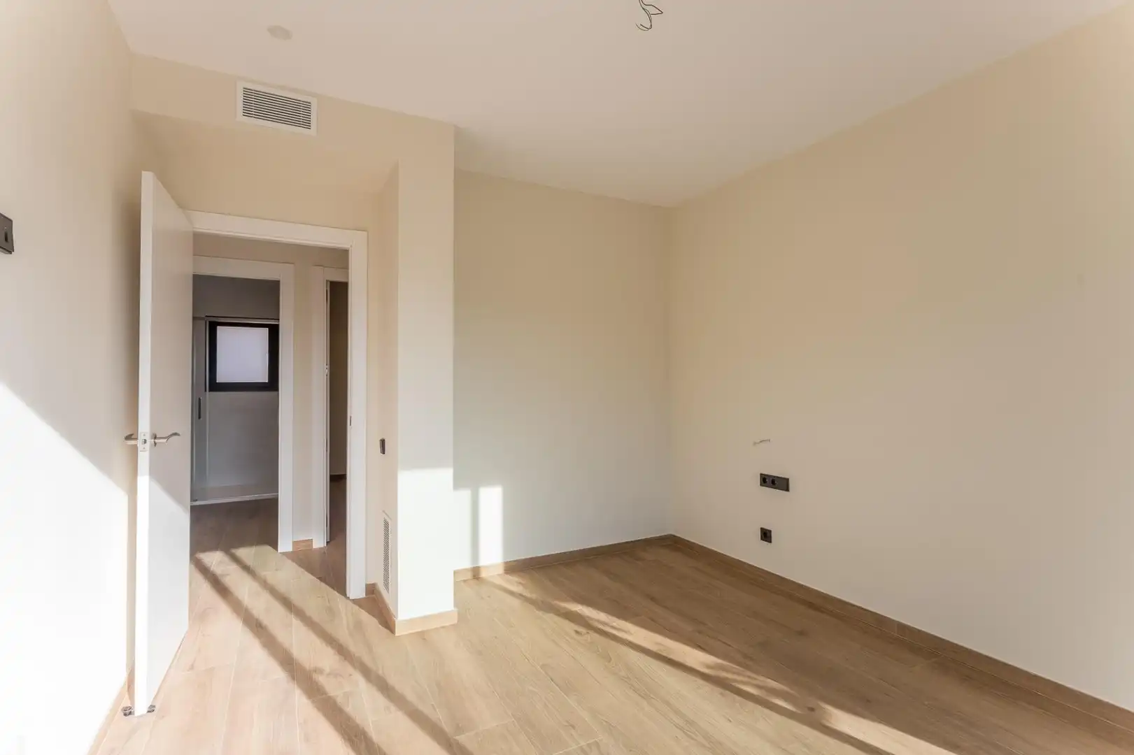 Habitación de Casa o chalet de alquiler en Sant Esteve Sesrovires con Calefacción, Jardín privado y Parquet