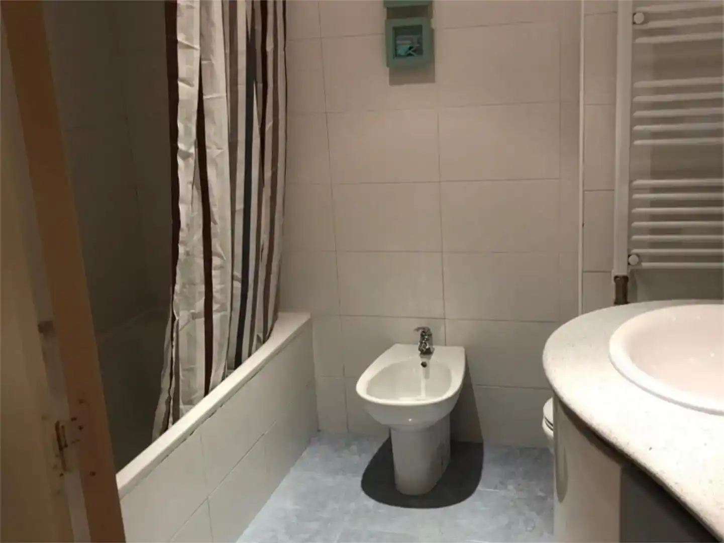 Baño de Piso en venta en Madrid con Aire acondicionado, Trastero y Piscina