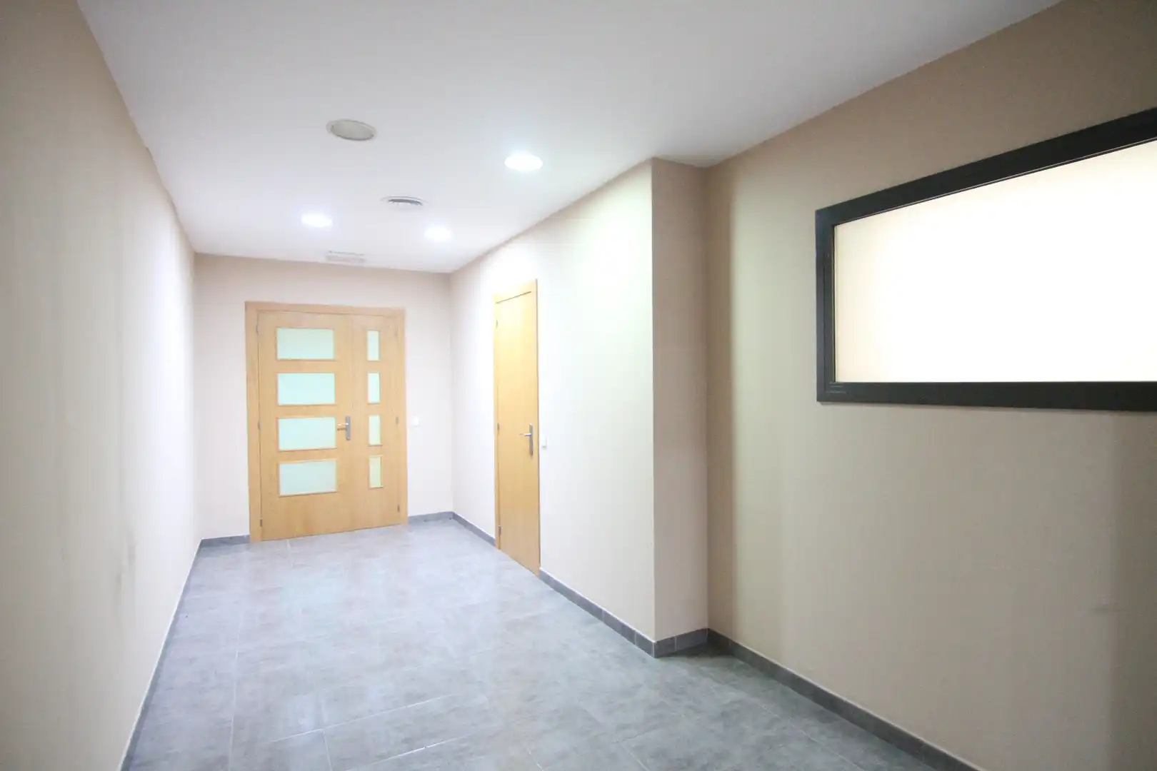 Local comercial de lloguer a Carrer de Lluís Puigjaner 8, imagen 10
