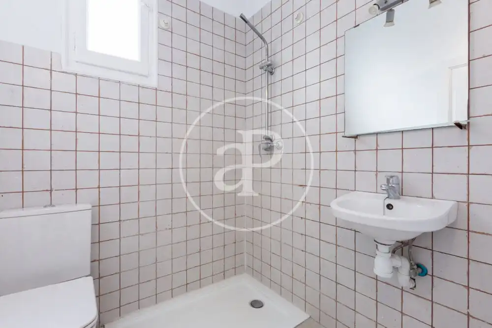 Baño de Ático en venta en Valencia con Aire acondicionado, Calefacción y Terraza