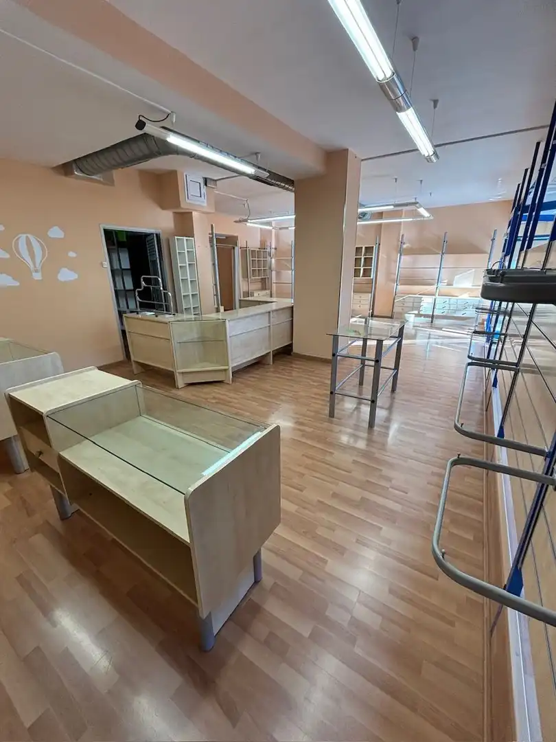 Business premises for sale in Sant Vicenç Dels Horts, imagen 7