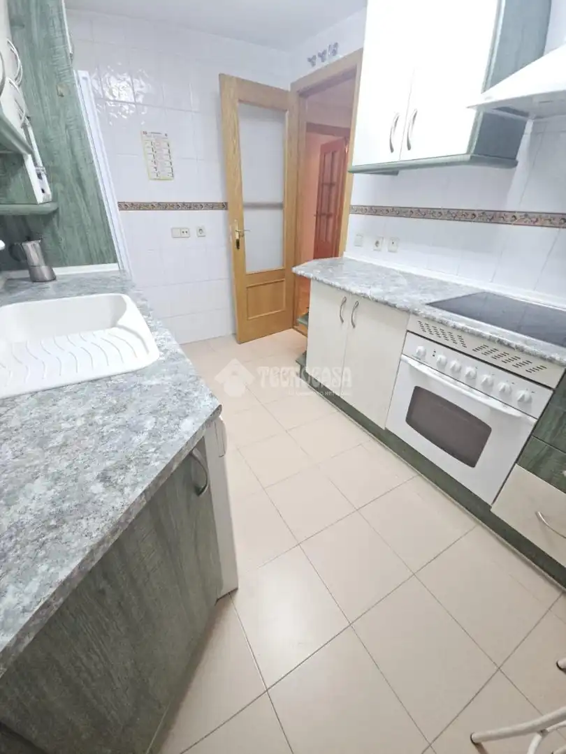 Cocina de Piso en venta en Getafe con Calefacción