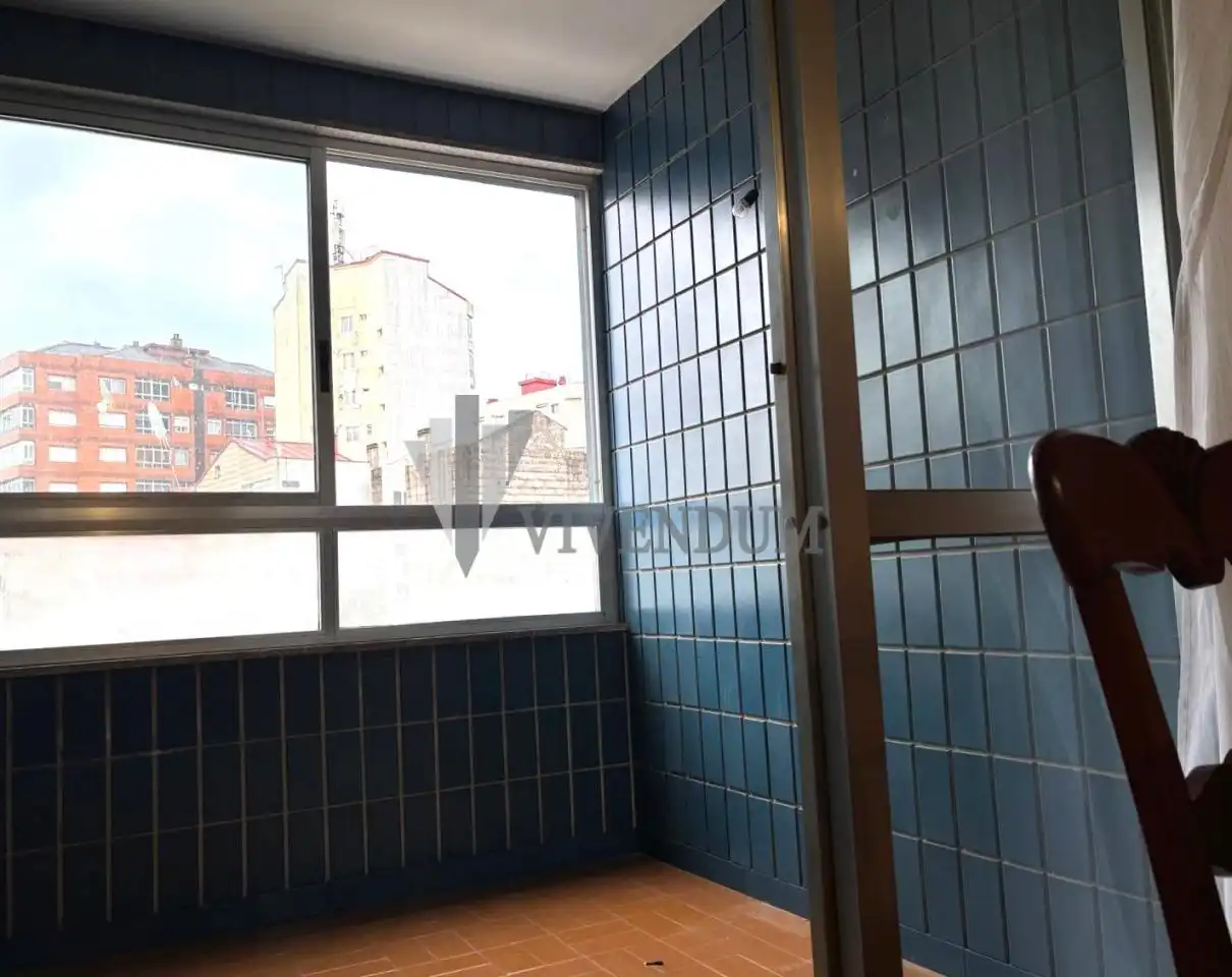 Baño de Piso en venta en Vigo  con Calefacción, Parquet y Terraza