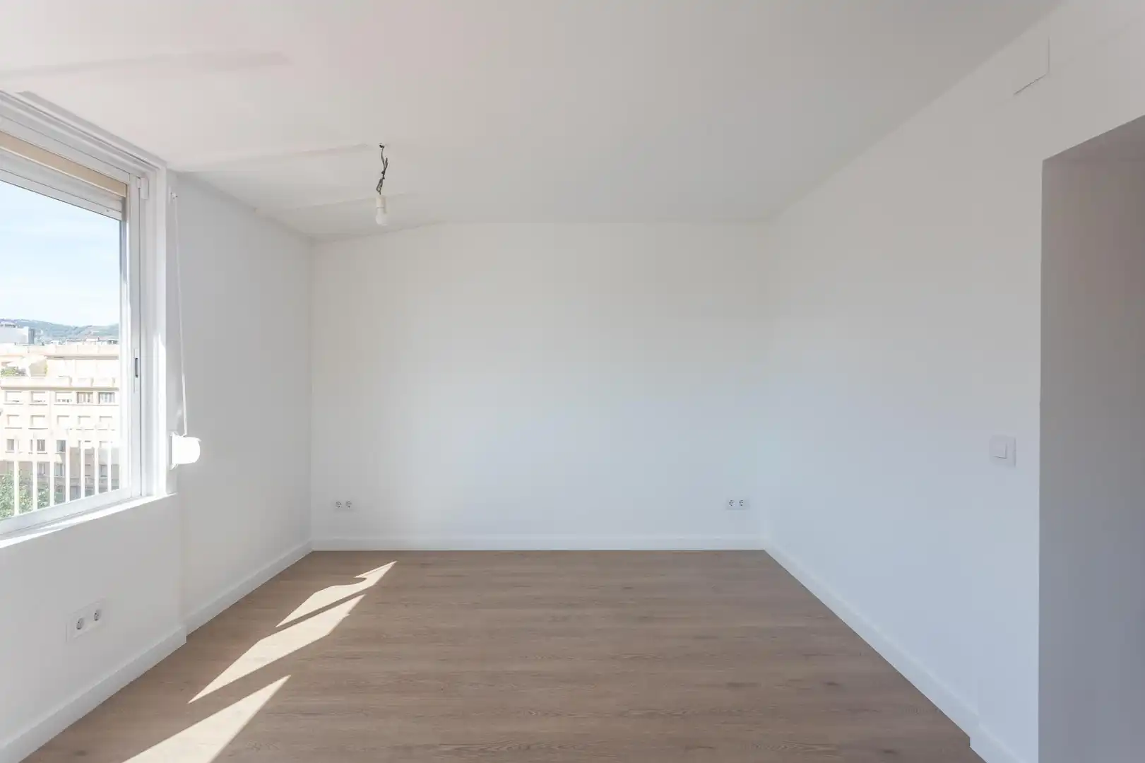 Dormitori de Àtic de lloguer en Barcelona amb Aire condicionat, Calefacció i Parquet