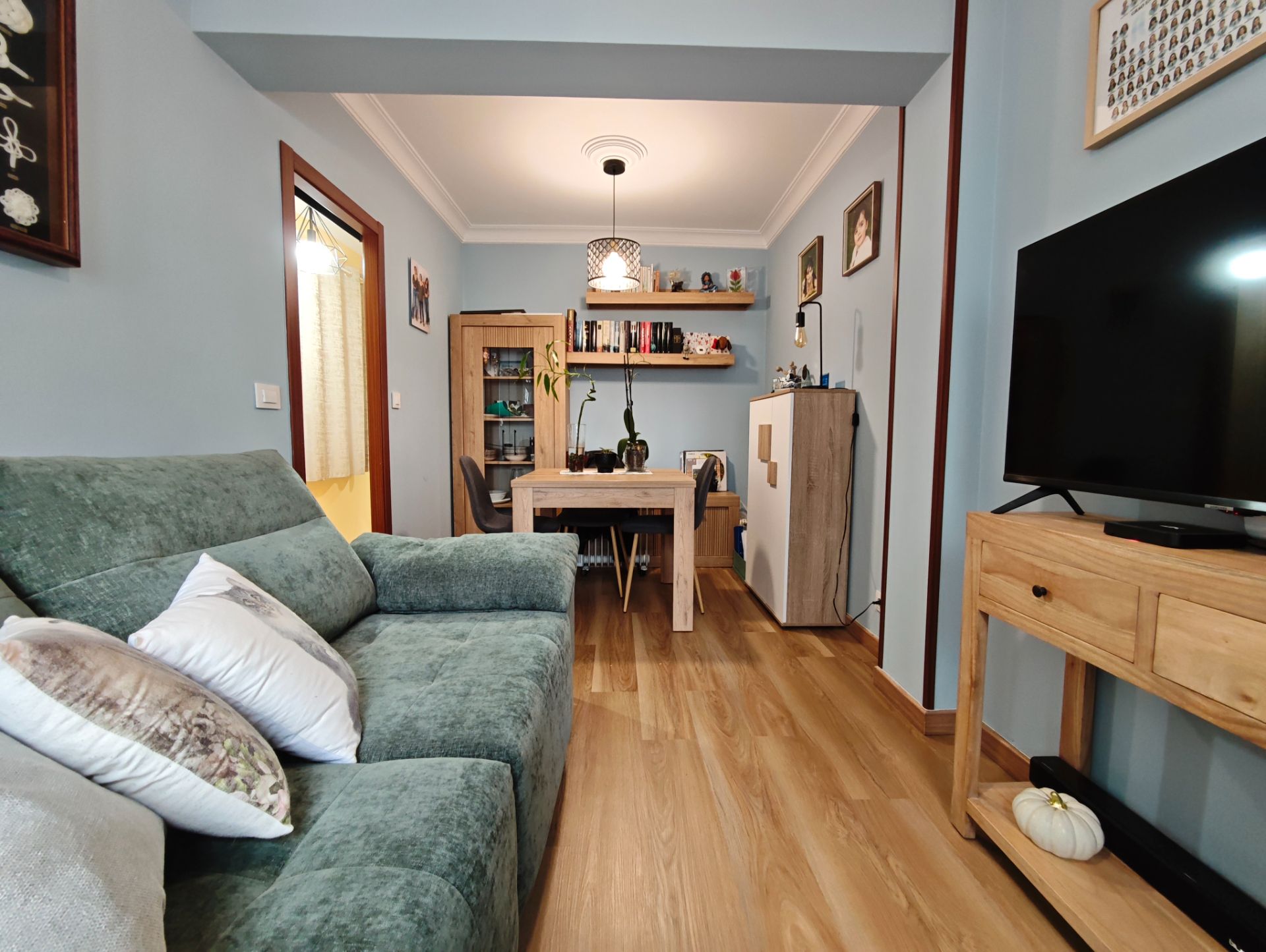 Living room of Flat for sale in Ferrol  with Heating, Furnished and Washing machine