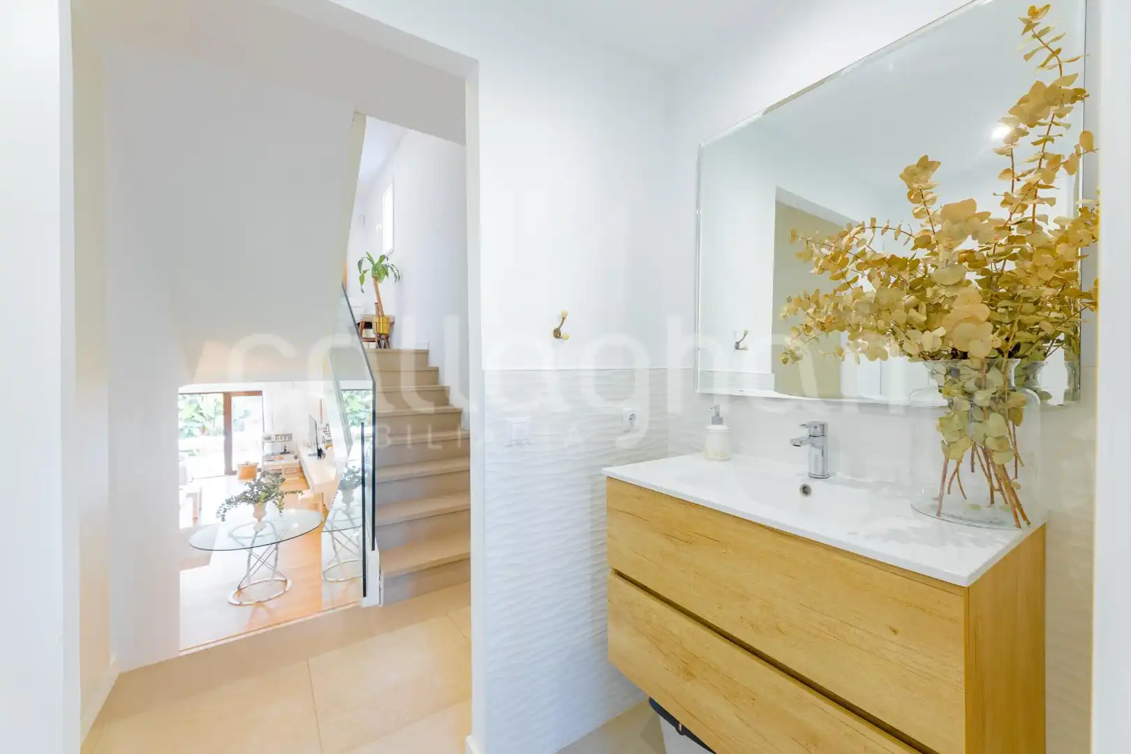 Baño de Casa adosada en venta en Rocafort con Aire acondicionado, Calefacción y Jardín privado