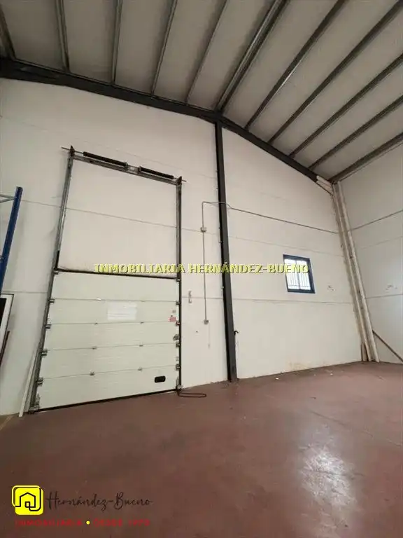Nave industrial de alquiler en Carbajosa de la Sagrada