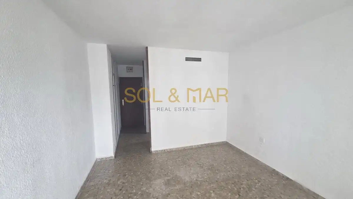 Wohnung zum Verkauf in Torremolinos mit Heizung, Terrasse und Gemeinschaftspool
