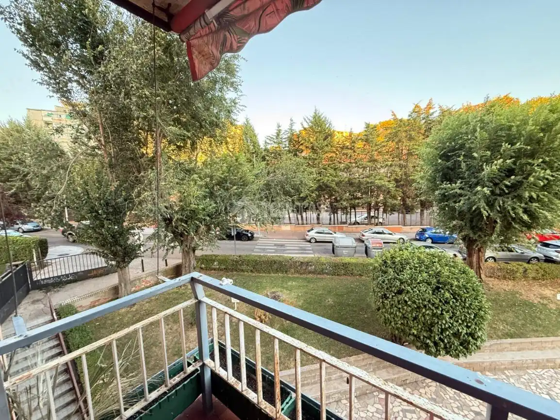 Piso con terraza en venta en Constitución - Balconcillo, imagen 9