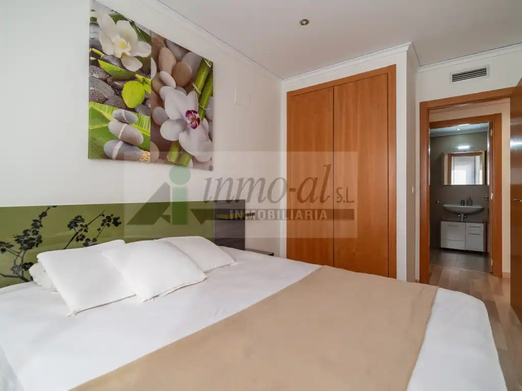 Habitación de Ático en venta en Almazora / Almassora con Aire acondicionado, Terraza y Balcón