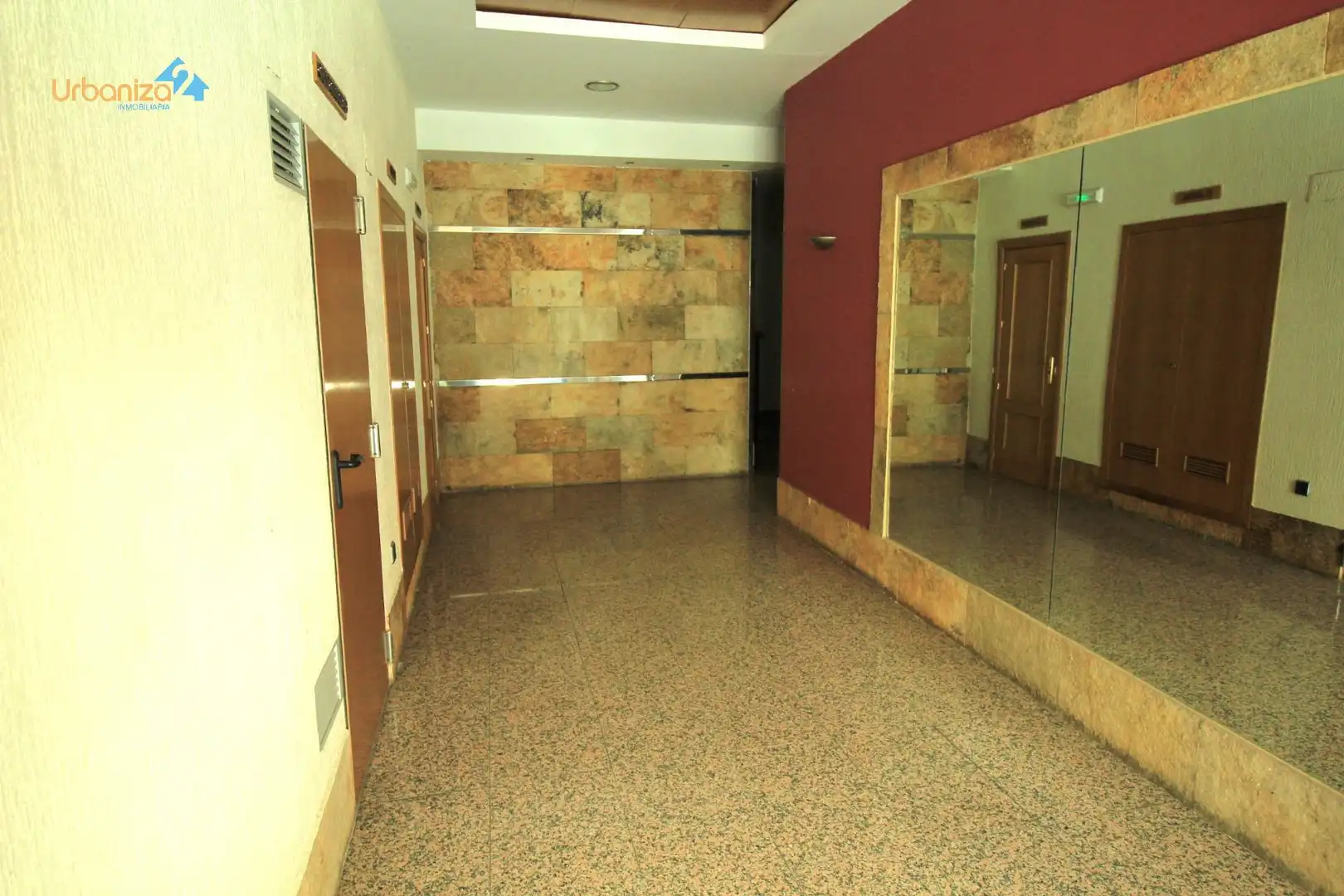 Flat with lift for sale in Calle HIERBABUENA LA, imagen 35