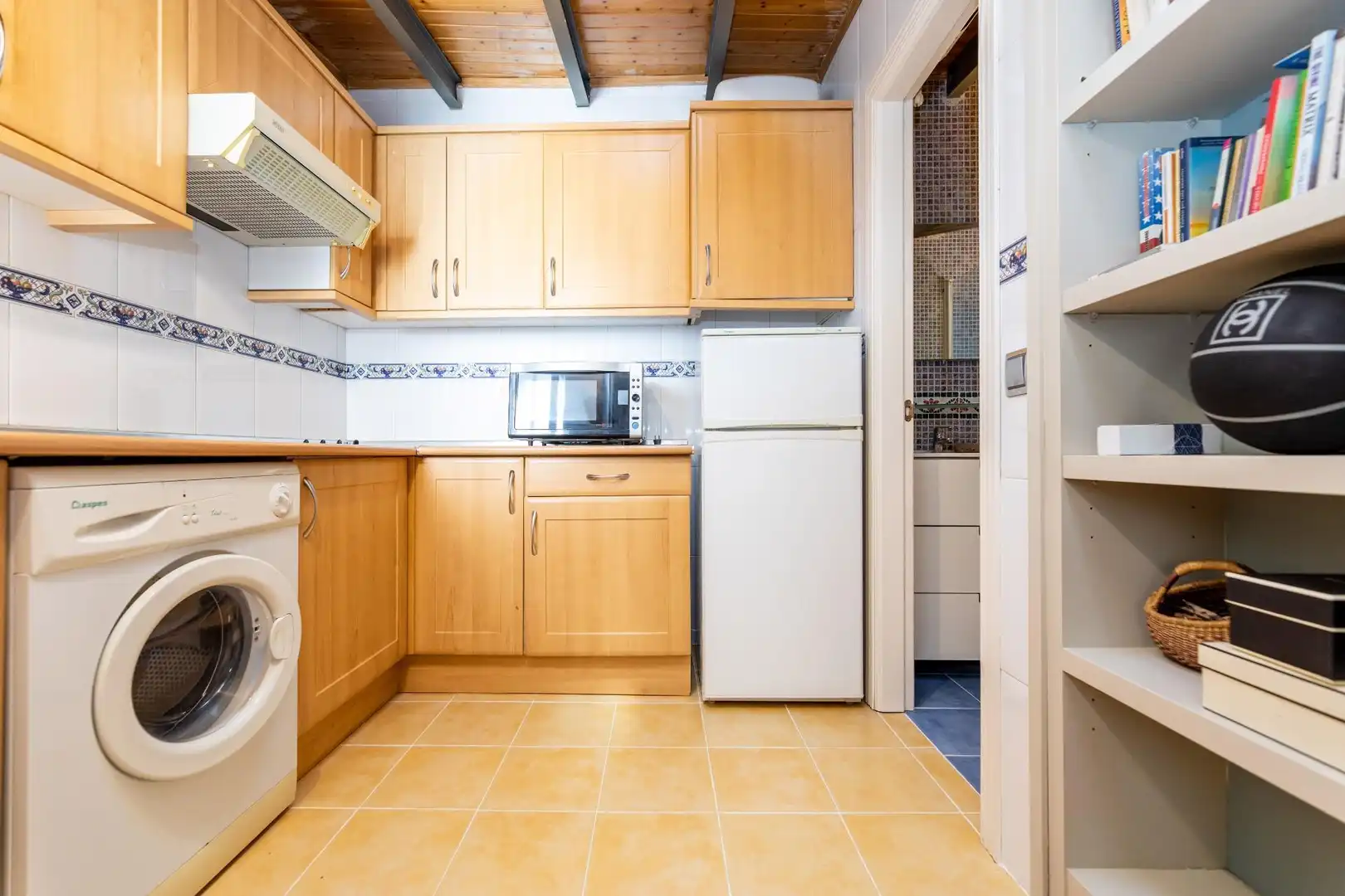 Kitchen of Study for rent in Madrid  with Air Conditioner, Heating and Furnished