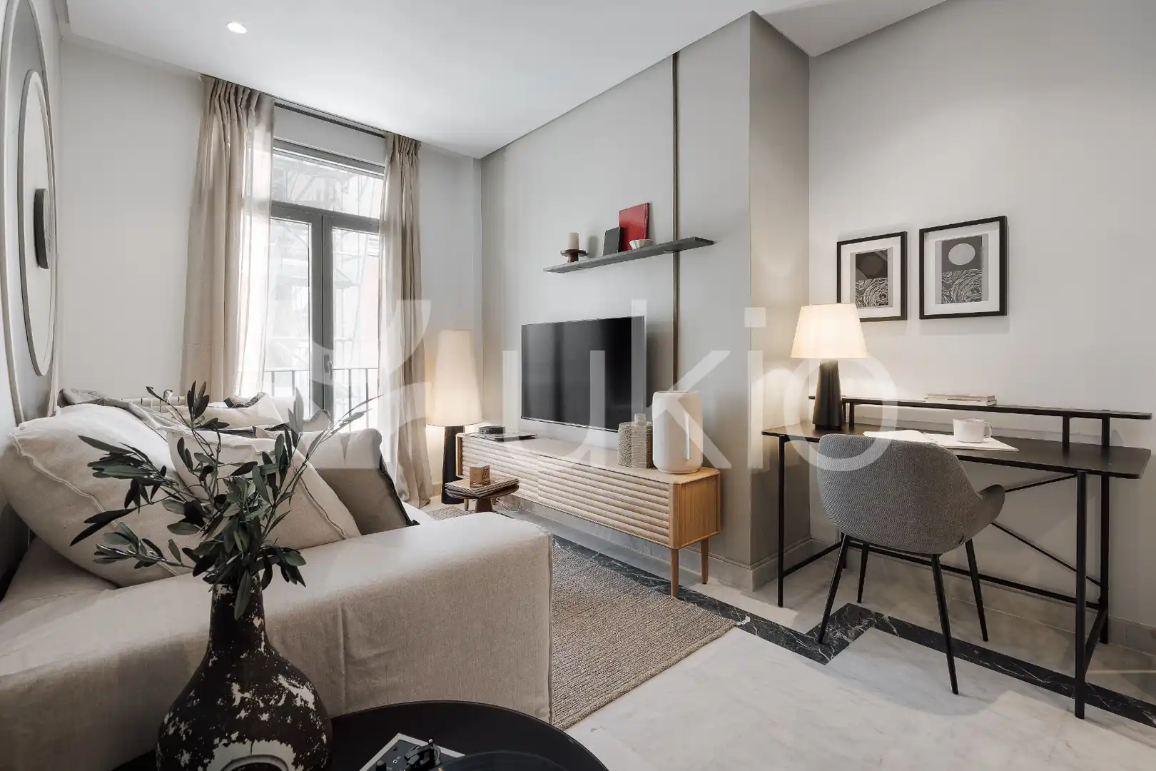 Sala de estar de Apartamento de alquiler en Madrid con Aire acondicionado, Calefacción y Amueblado