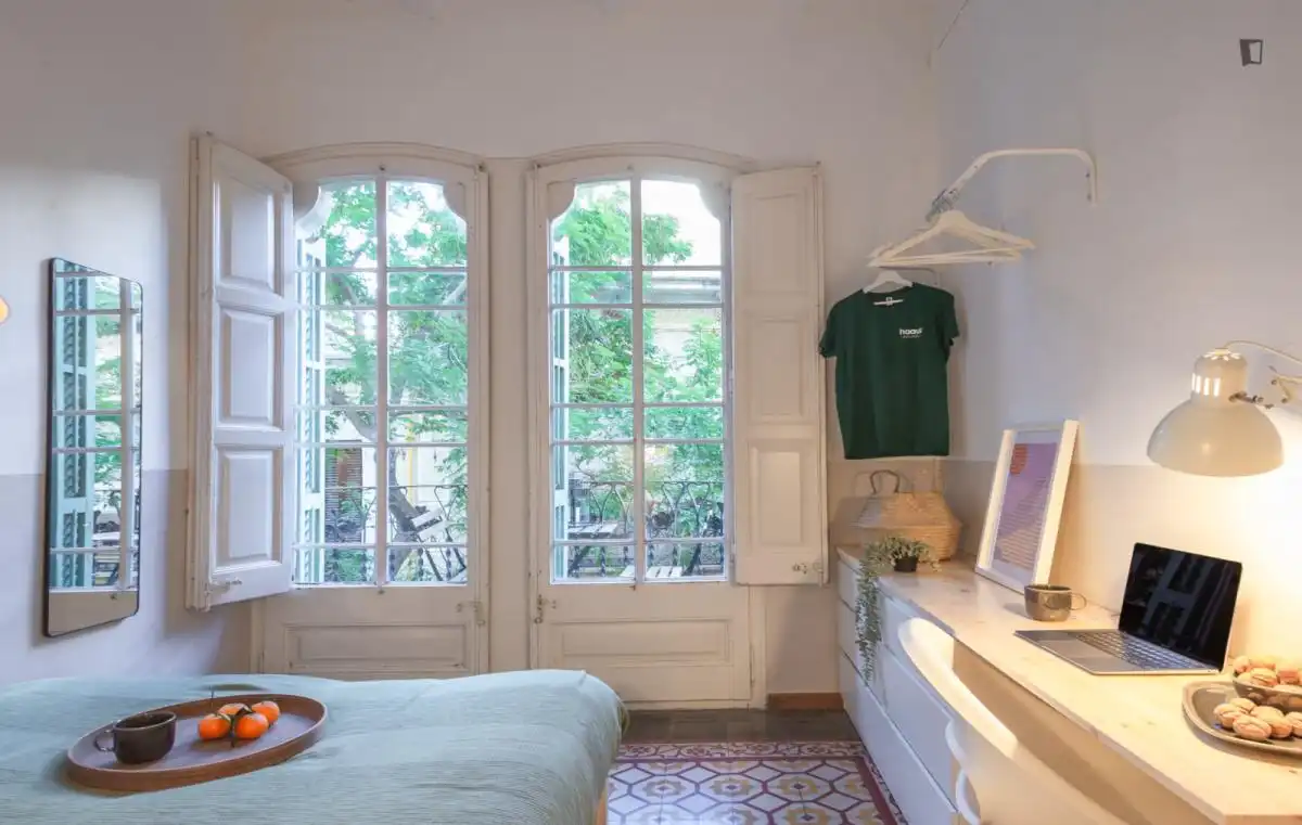 Dormitori de Apartament per a compartir en  Palma de Mallorca amb Moblat, Forn i Rentadora