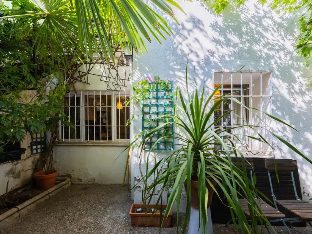 Vista exterior de Casa o chalet en venta en Madrid con Balcón