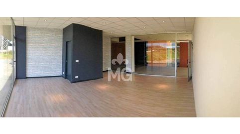 Photo 2 of Commercial properties for rent in El Sucre - El Nadal, Vic
