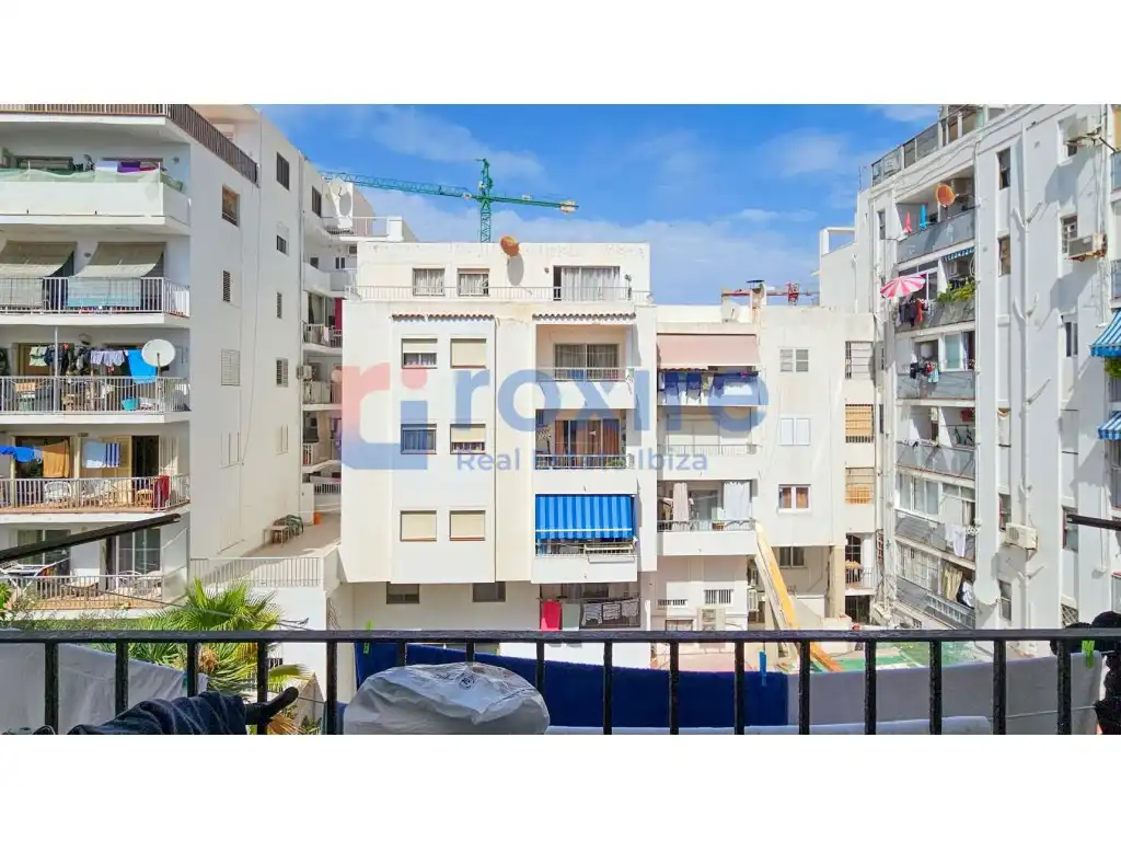Vista exterior de Piso en venta en Sant Antoni de Portmany con Lavadora y Balcón