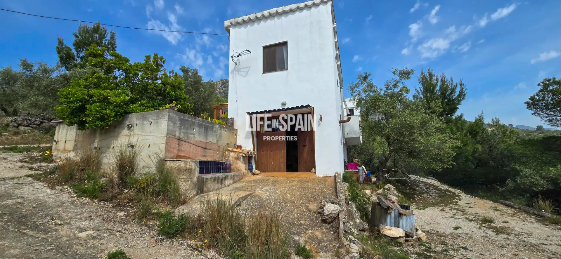 Vista exterior de Finca rústica en venda en Roquetes amb Aire condicionat, Calefacció i Jardí privat