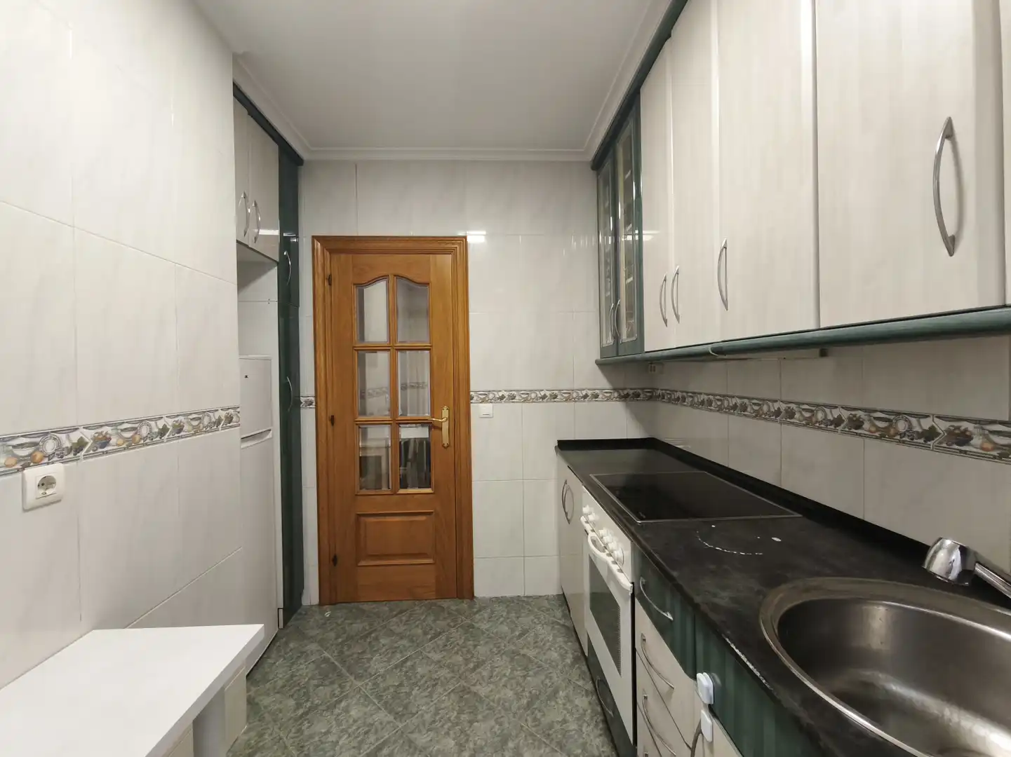Kitchen of Flat for sale in  Logroño  with Heating and Terrace