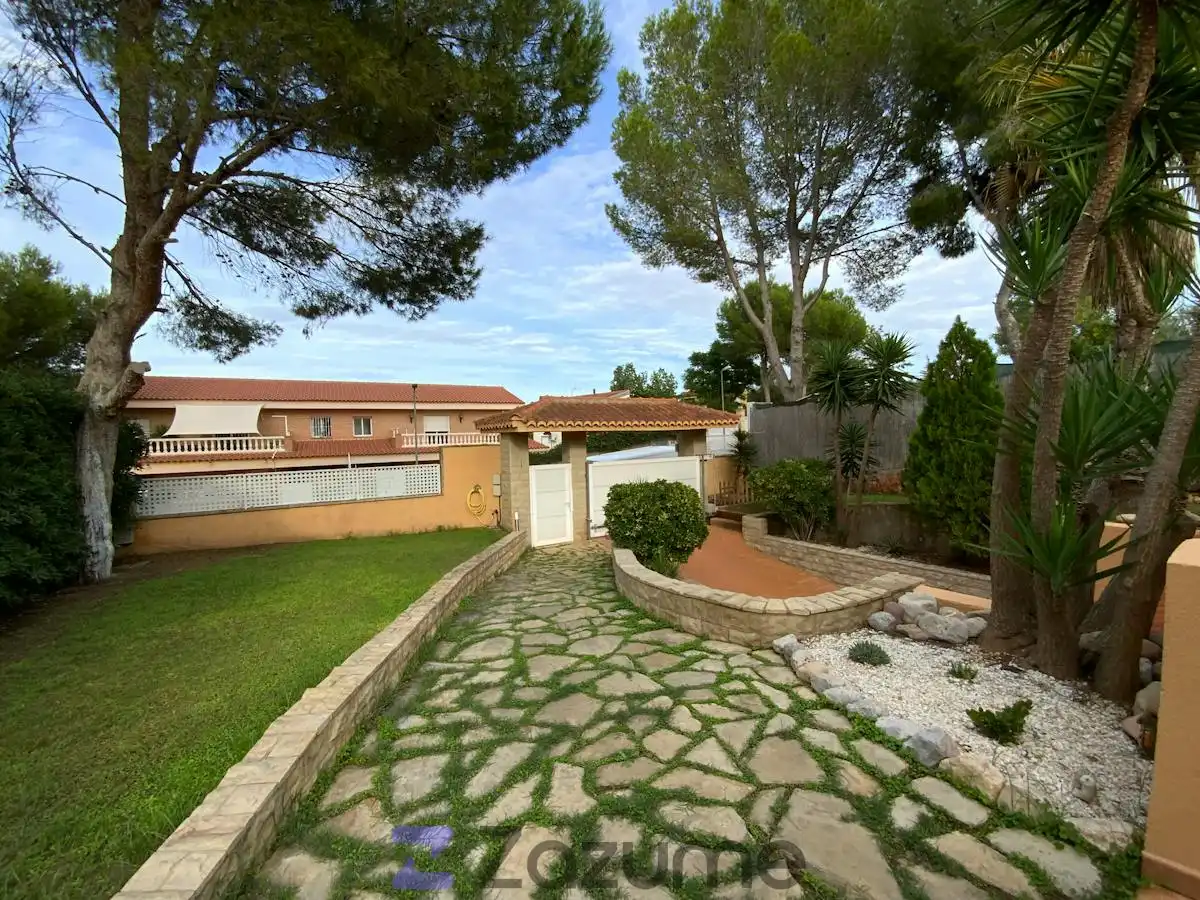 Villa con piscina in affitto a Urb. Llomayna, imagen 3