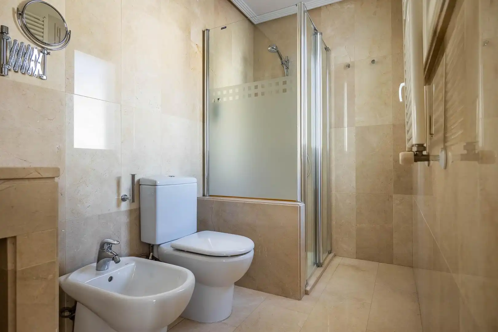 Baño de Casa o chalet de alquiler en Aracena con Aire acondicionado, Jardín privado y Terraza