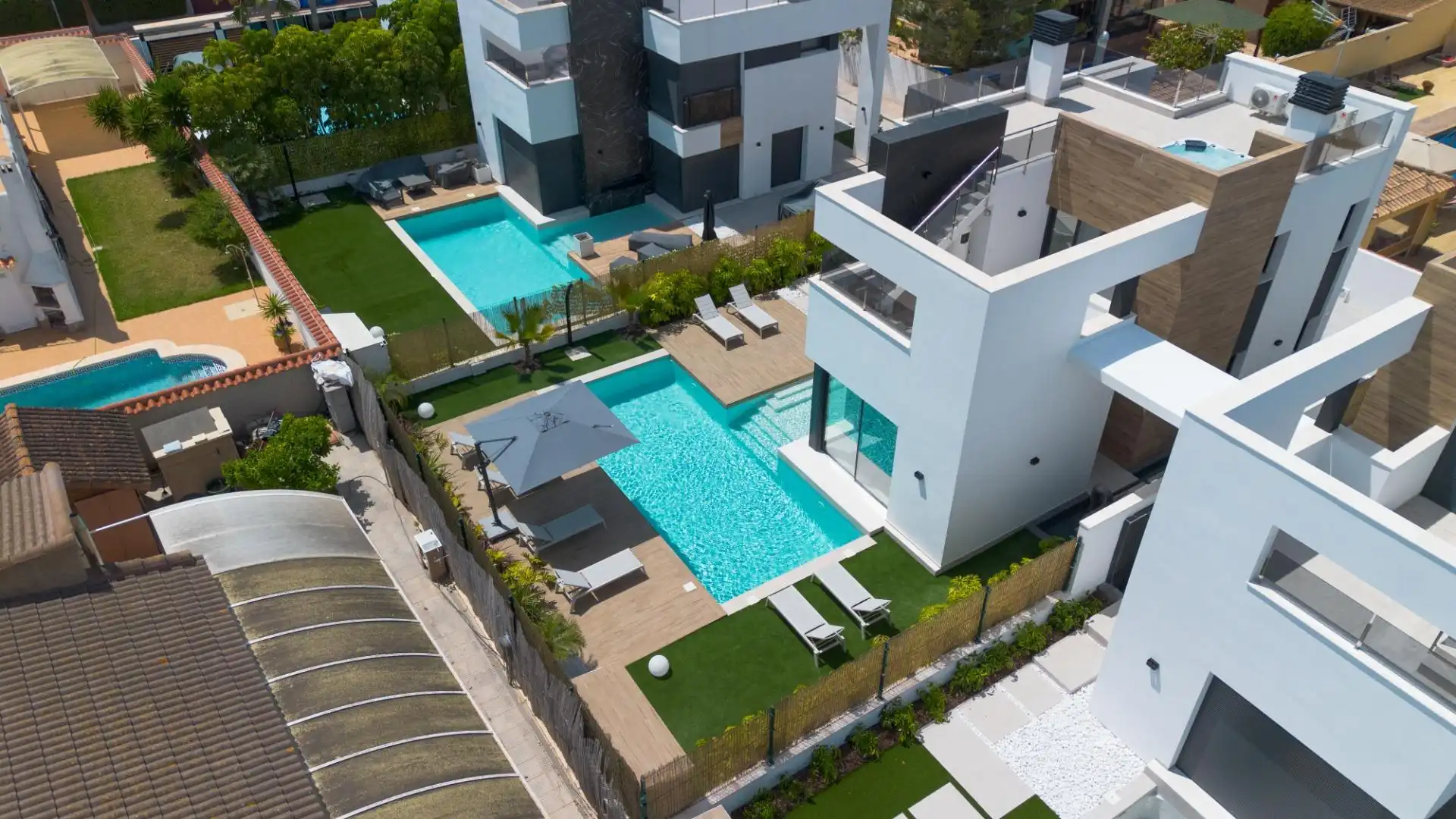 Villa con piscina in vendita a Zona Carrefour - Urbanizaciones, imagen 5
