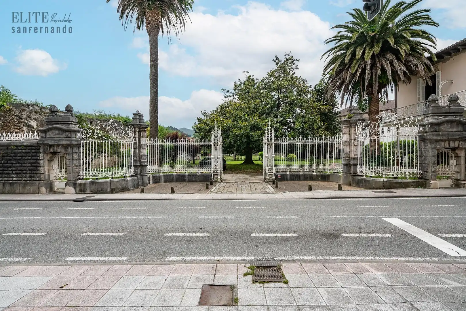Vista exterior de Casa o chalet en venta en Ampuero con Calefacción, Jardín privado y Terraza