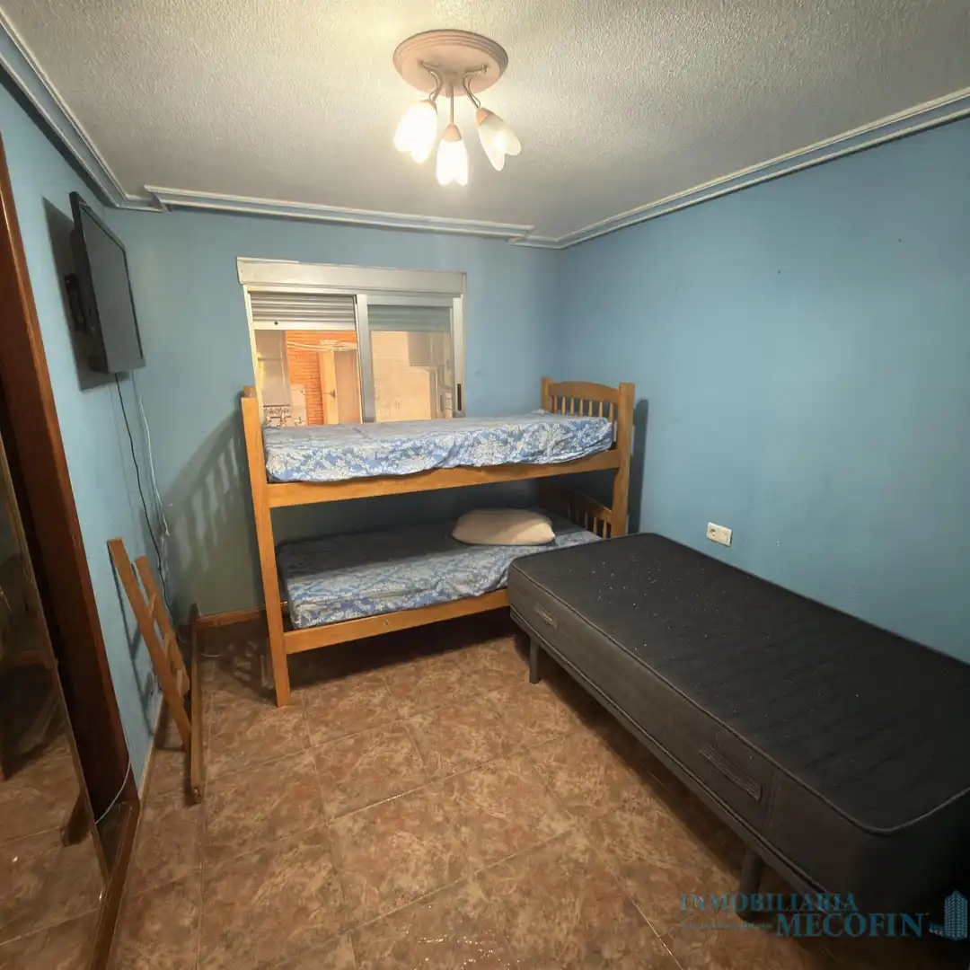 Wohnung zum Verkauf in Benidorm mit Klimaanlage und Terrasse