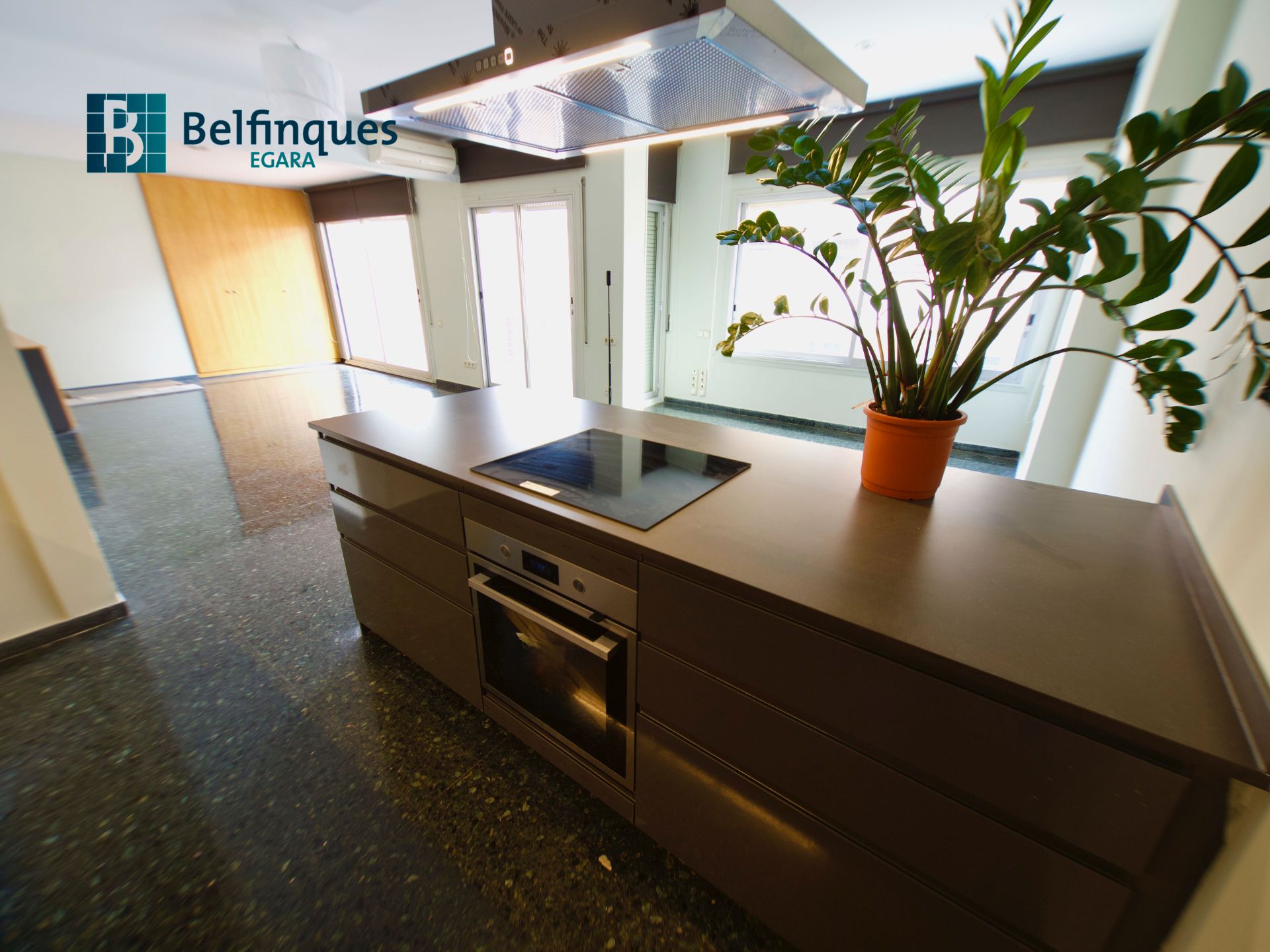 Cuina de Pis en venda en Terrassa amb Aire condicionat, Calefacció i Traster