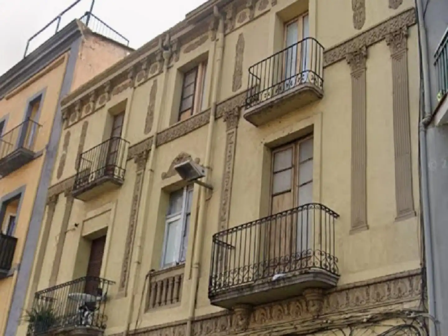 Vista exterior de Piso en venta en Girona