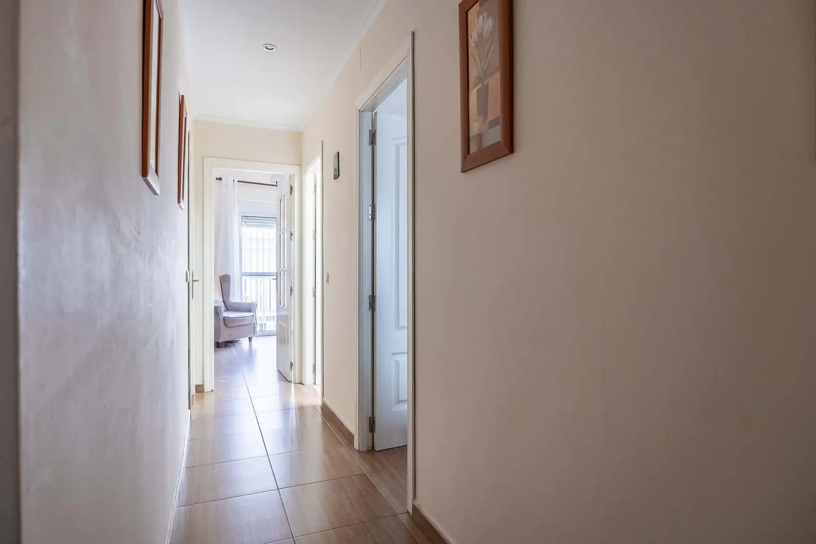 Houses for sale in Sevilla  with Air Conditioner, Terrace and Storage room