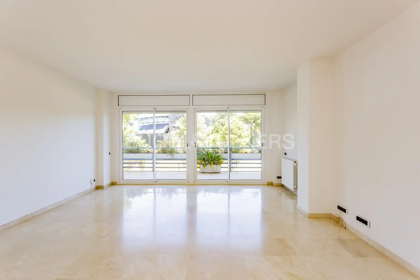 Sala d'estar de Pis de lloguer en Sitges amb Aire condicionat, Calefacció i Terrassa