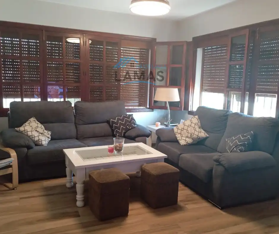 Sala de estar de Edificio en venta en Bohonal de Ibor