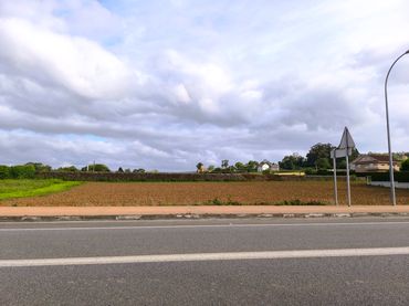 Residential land for sale in AC-552 8