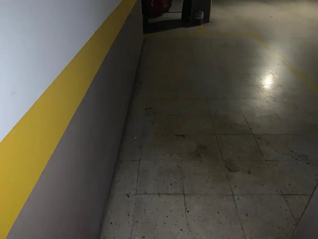 Garage zum Verkauf in Ferrol