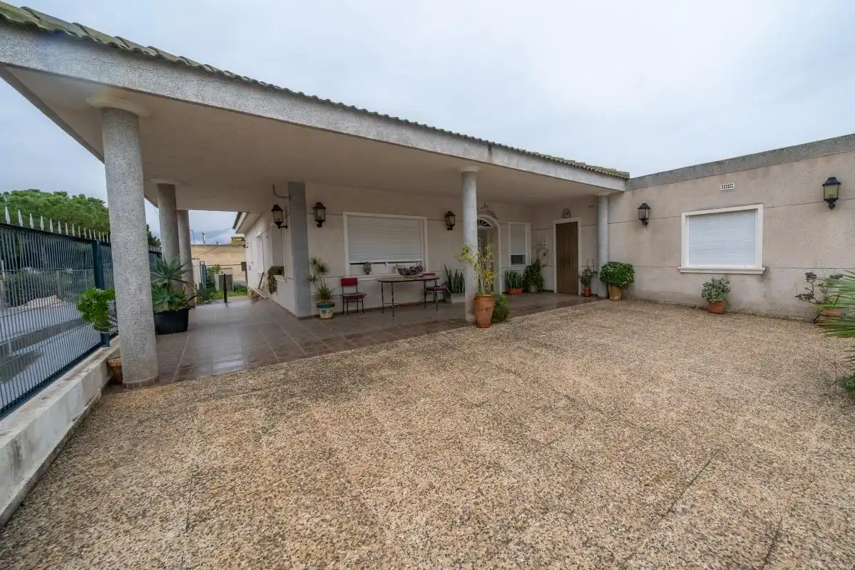 Vista exterior de Casa o chalet en venta en Callosa de Segura con Aire acondicionado, Calefacción y Jardín privado