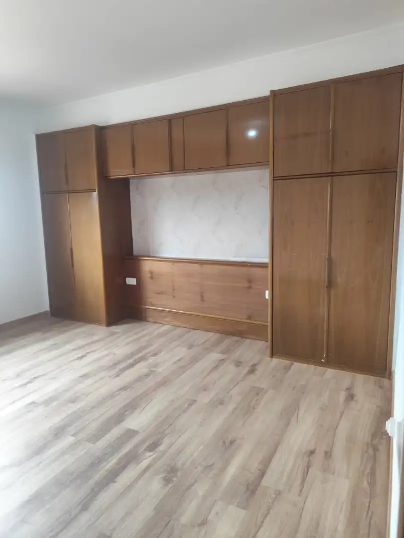 Dormitori de Pis en venda en Manresa amb Calefacció, Parquet i Traster