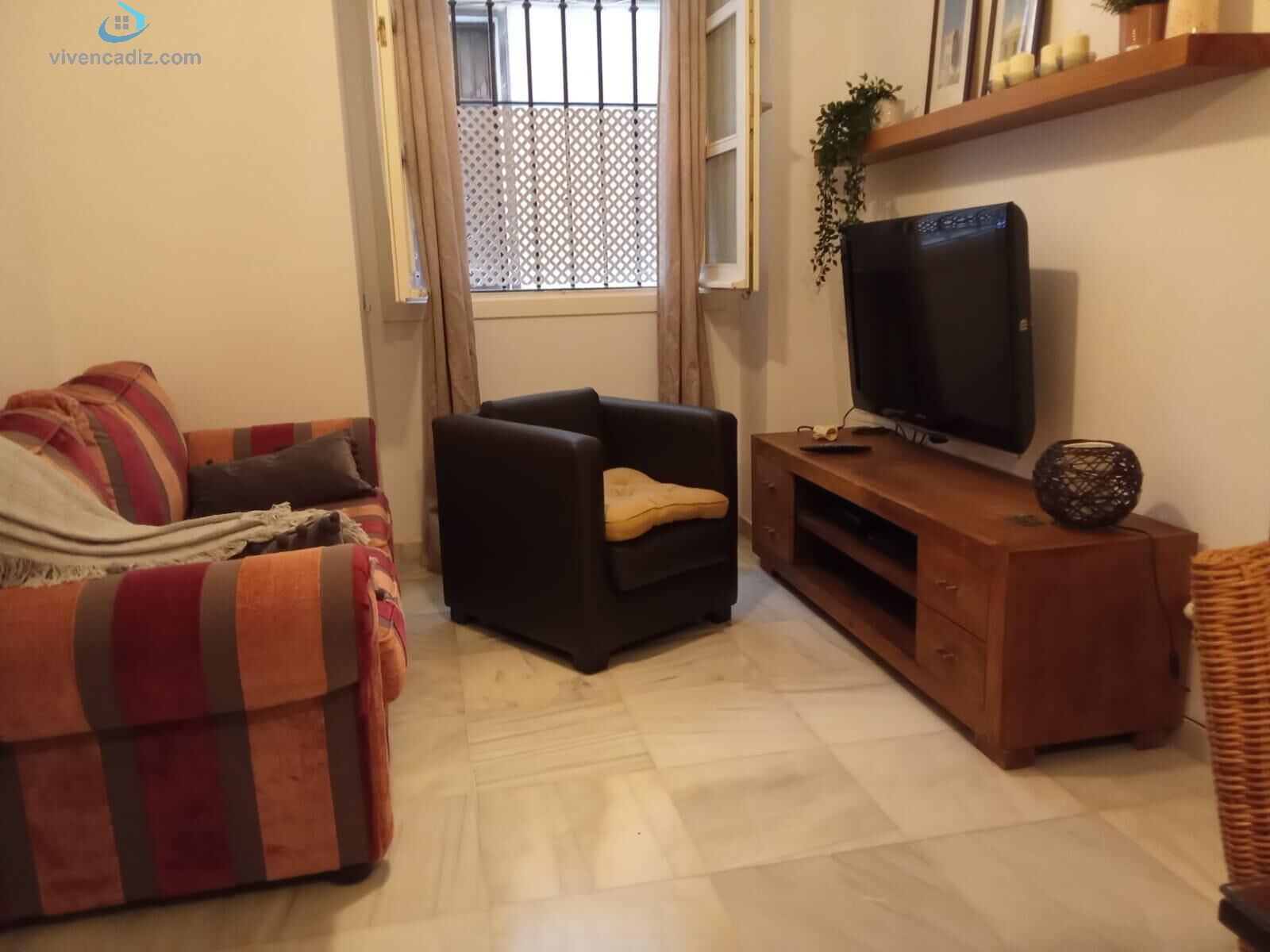 Living room of Planta baja for sale in  Cádiz Capital  with Parquet flooring