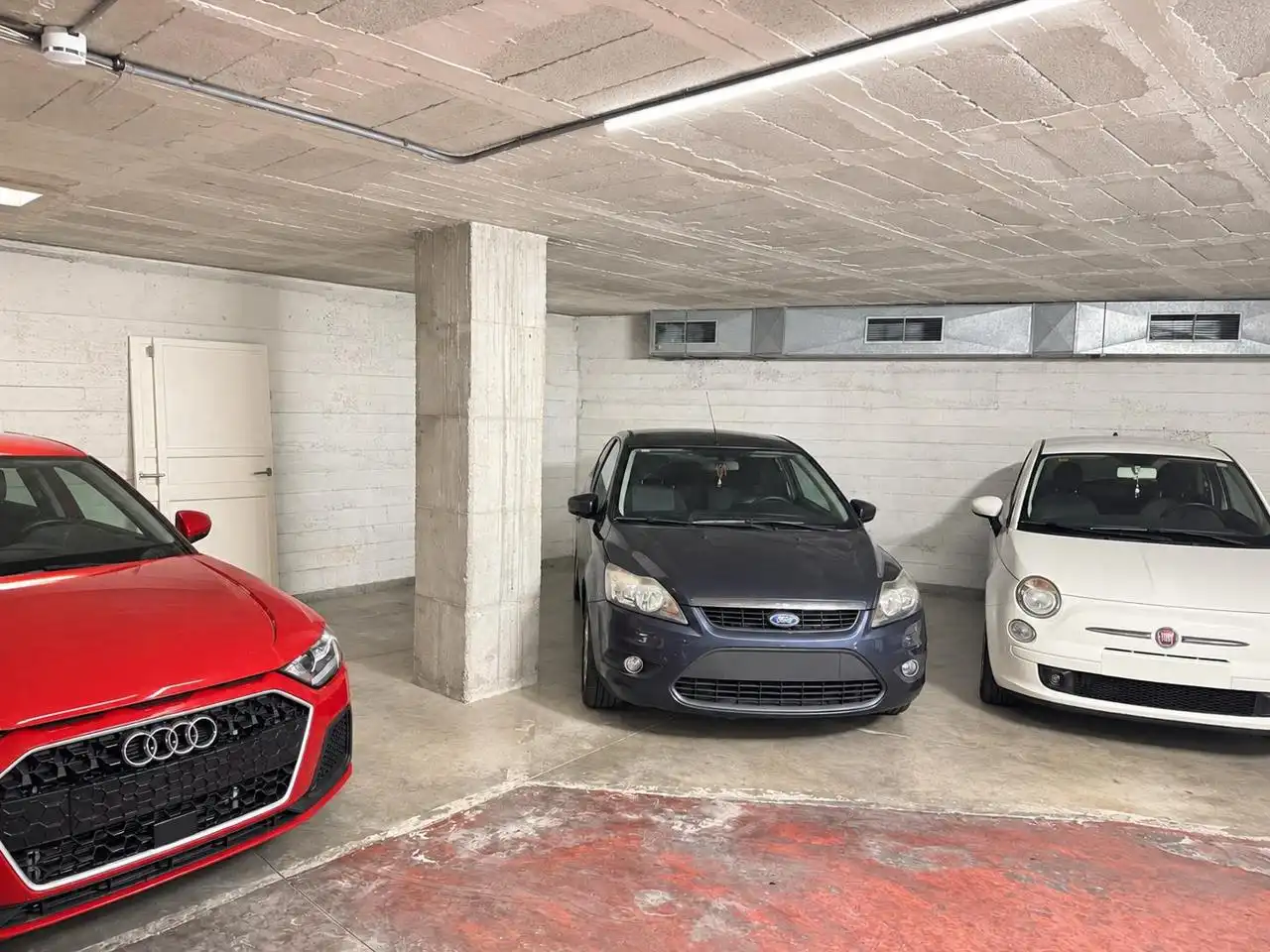 Parking for sale in calle de Valldargent 52, imagen 3