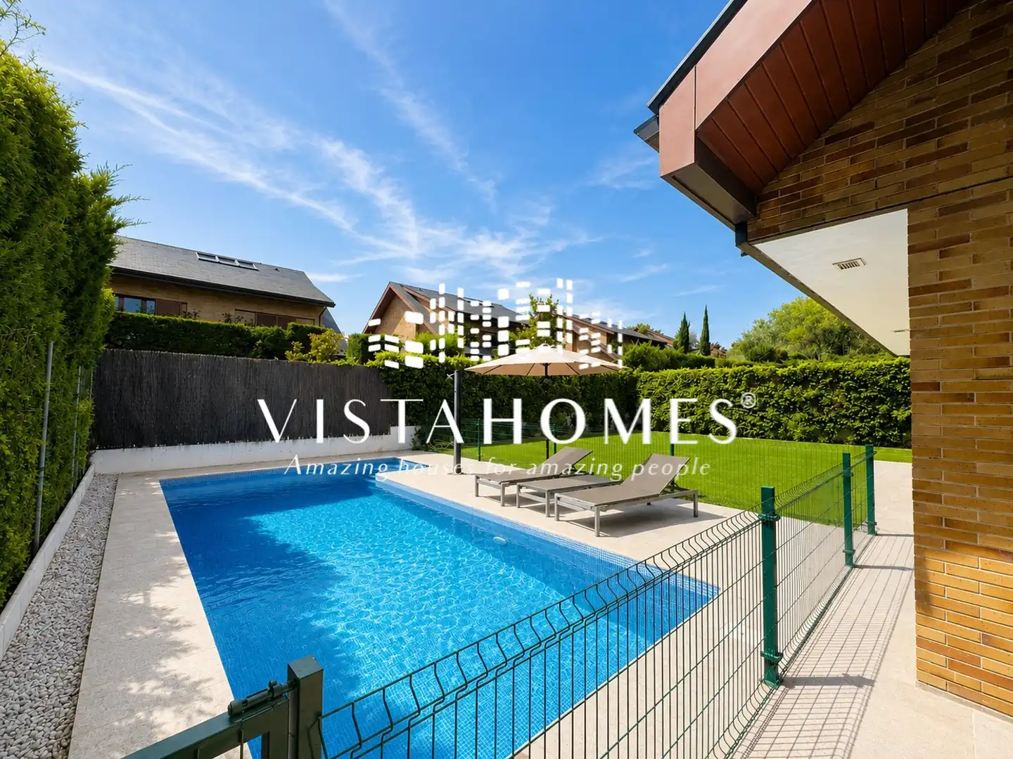 Vista exterior de Casa o xalet en venda en Ciudalcampo amb Aire condicionat, Calefacció i Jardí privat