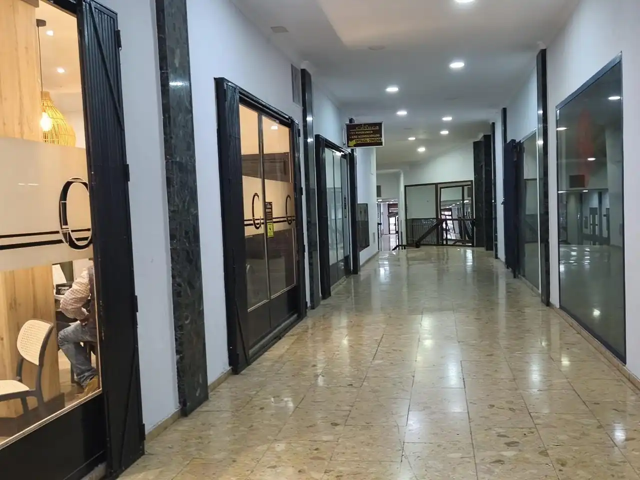 Office space with lift for sale in calle Pintor Lorenzo Casanova, imagen 3