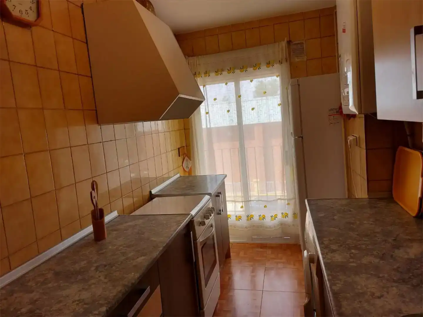 Cuina de Pis per a compartir en Albacete amb Jardí privat, Moblat i Balcó