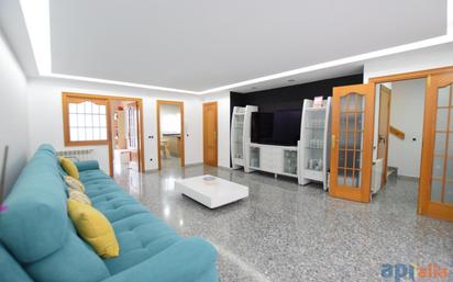 Living room of Flat for sale in Mataró  with Air Conditioner and Terrace