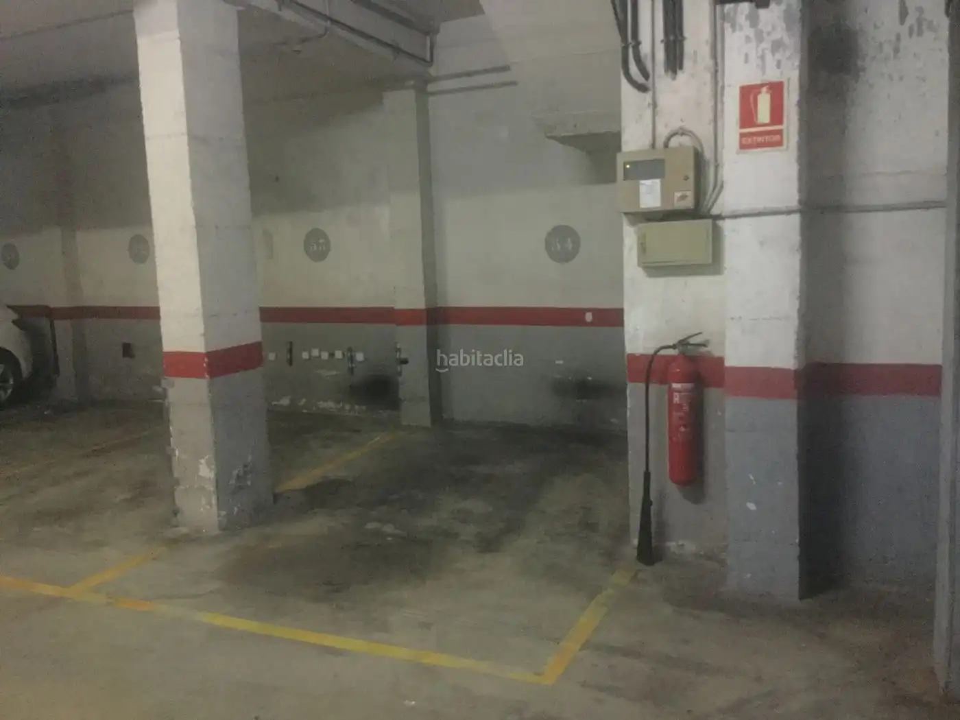 Moto en alquiler en Carrer de les Torres 42, imagen 3