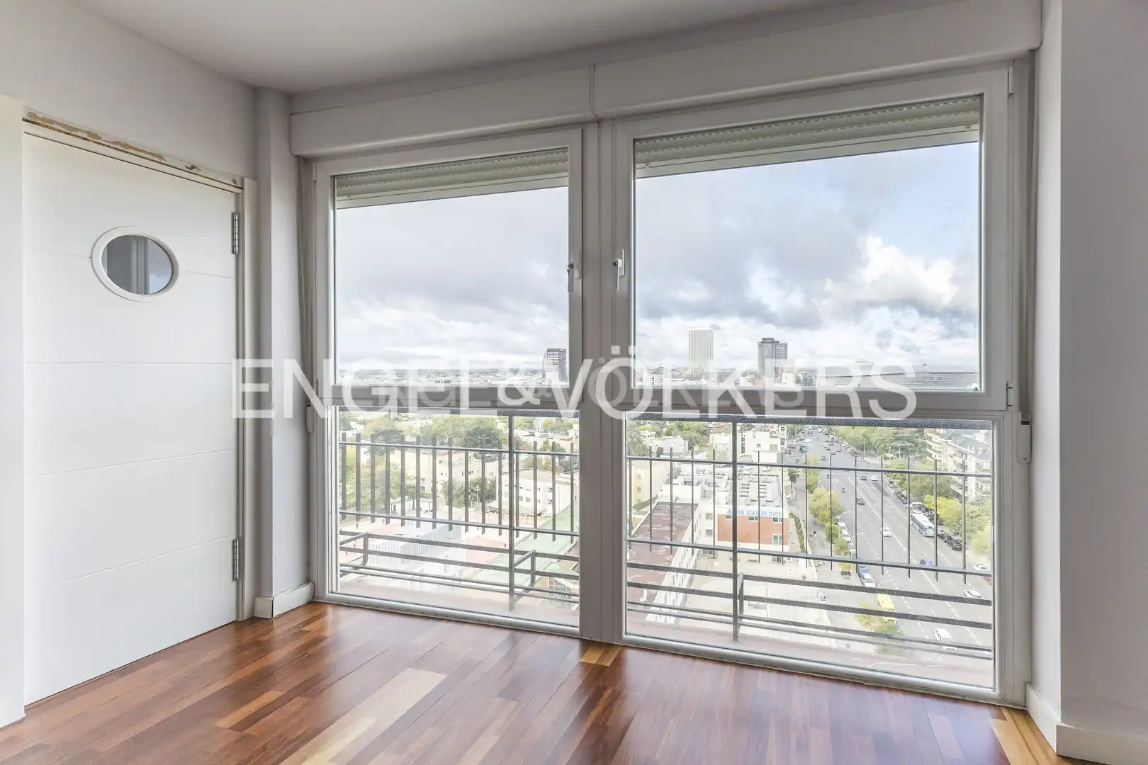 Bedroom of Attic for sale in Madrid  with Air Conditioner and Heating