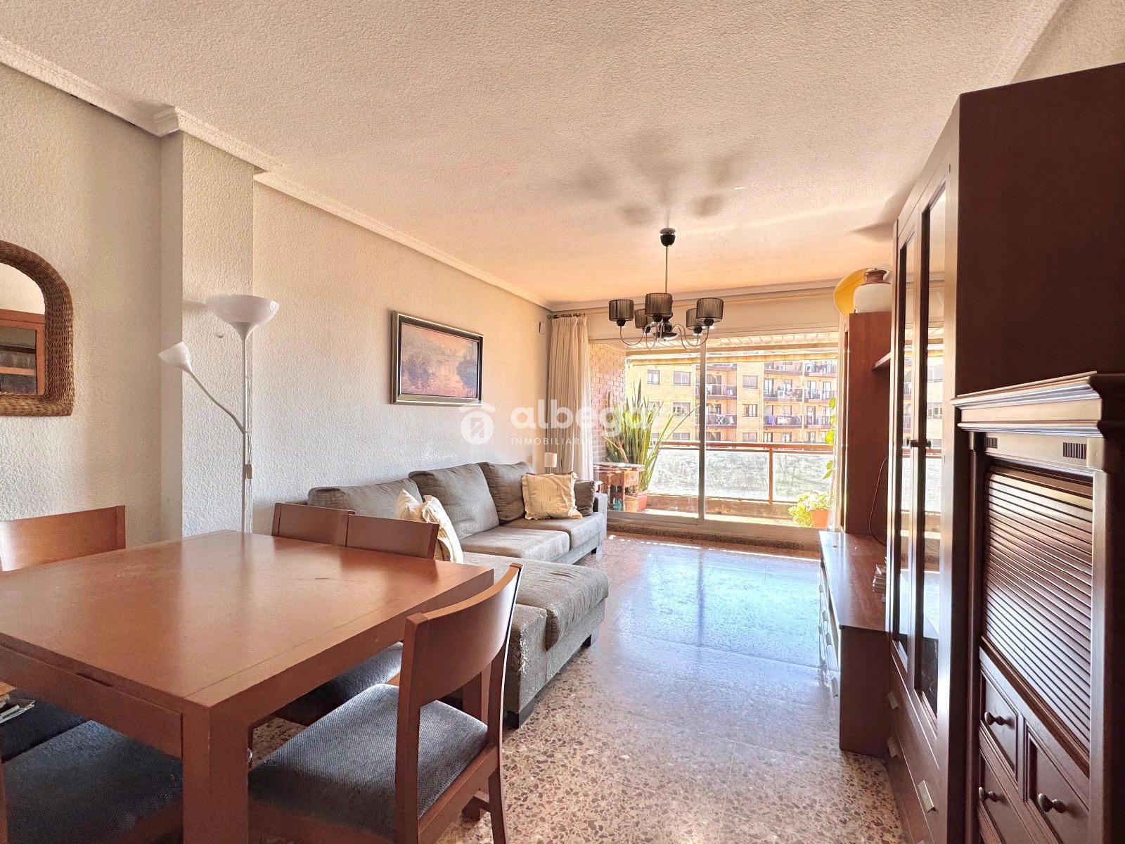 Sala d'estar de Àtic en venda en  Valencia Capital amb Aire condicionat i Terrassa