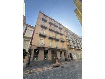 Pis amb balcó en venda a Calle Jabonerías
