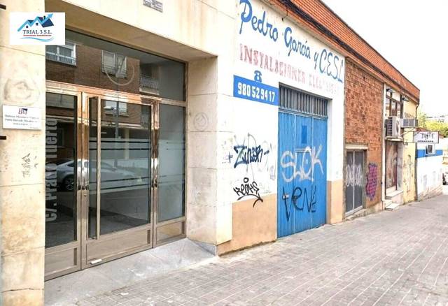 Local comercial en Venta en Calle de Arapiles en Candelaria - Peña de Francia